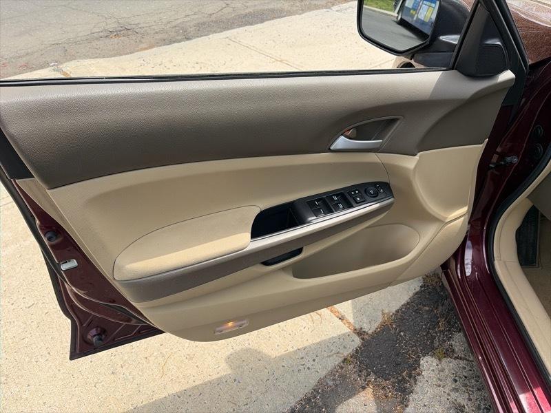 Honda Accord LX-P Sedan AT 2008