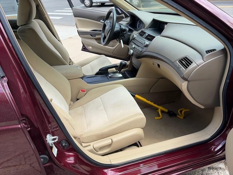 Honda Accord LX-P Sedan AT 2008