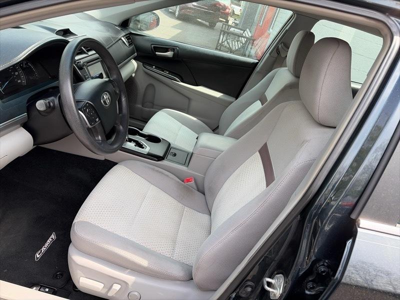 Toyota Camry XLE 2013
