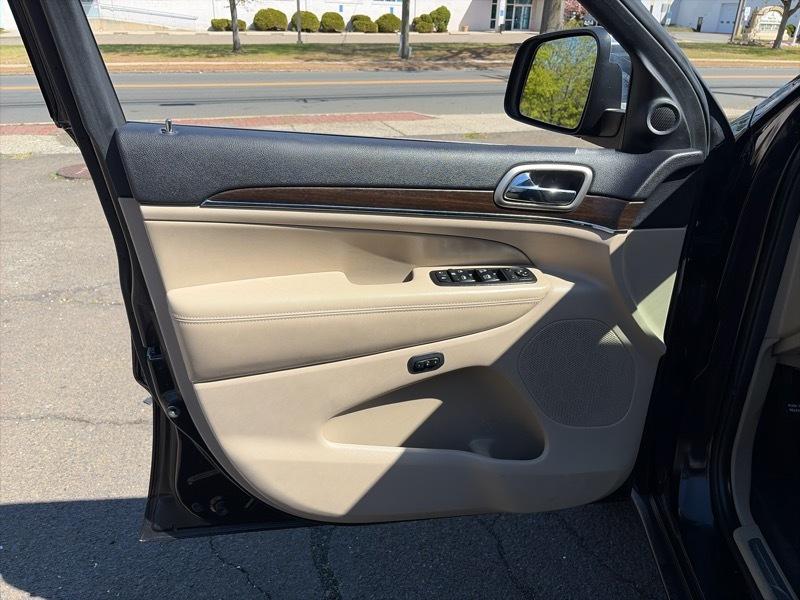 Jeep Grand Cherokee Limited 4WD 2015