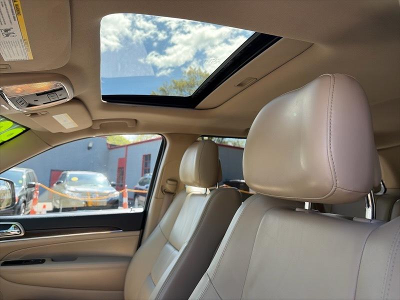 Jeep Grand Cherokee Limited 4WD 2015