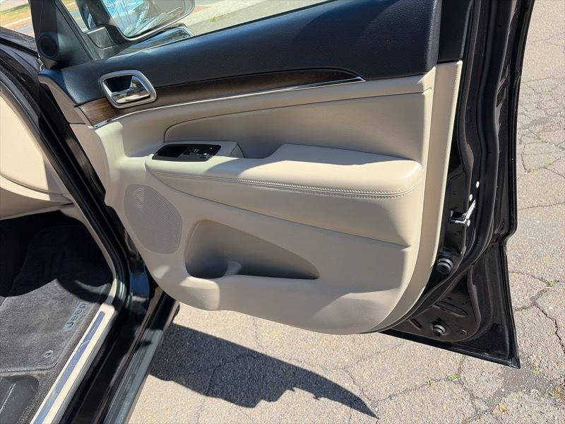 Jeep Grand Cherokee Limited 4WD 2015