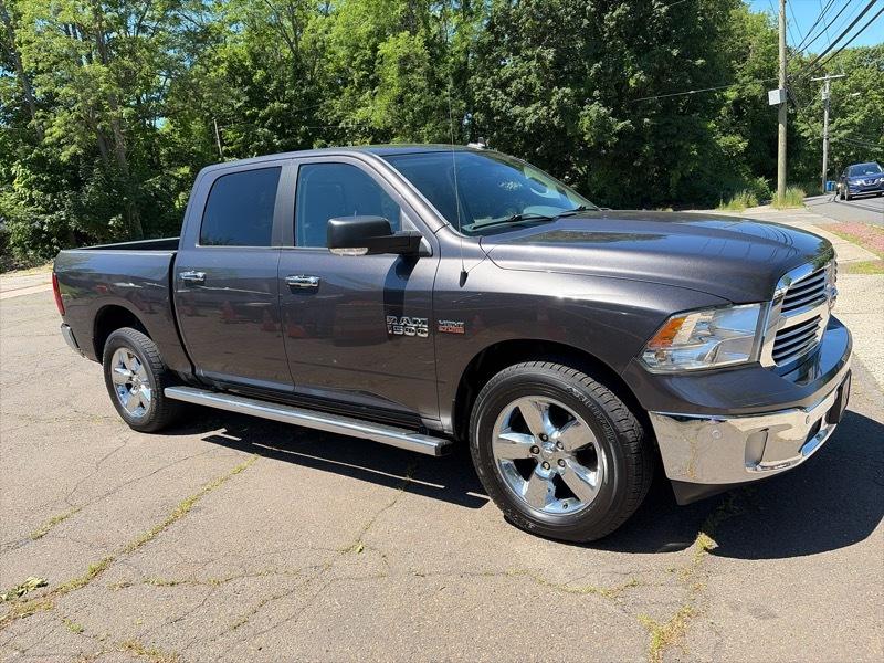 RAM 1500 Big Horn Quad Cab 4WD SWB 2016