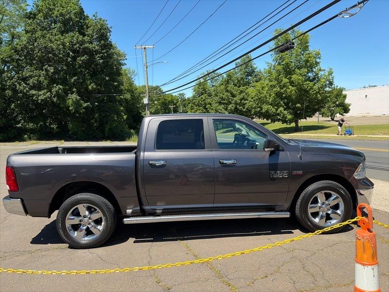 RAM 1500 Big Horn Quad Cab 4WD SWB 2016