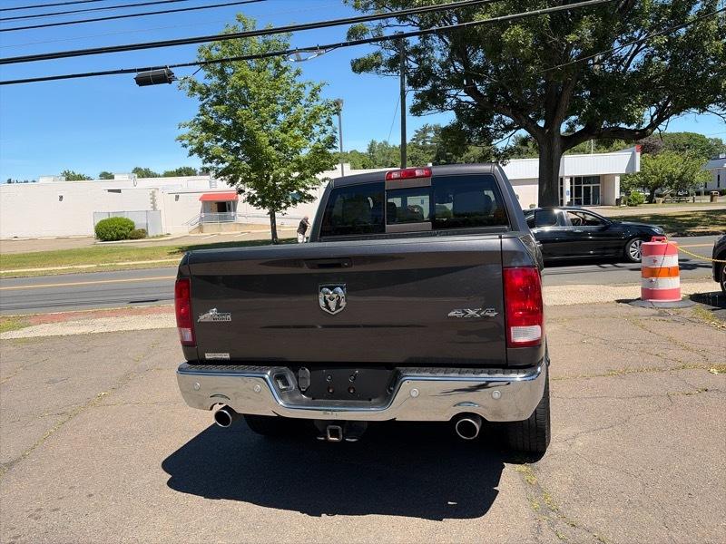 RAM 1500 Big Horn Quad Cab 4WD SWB 2016
