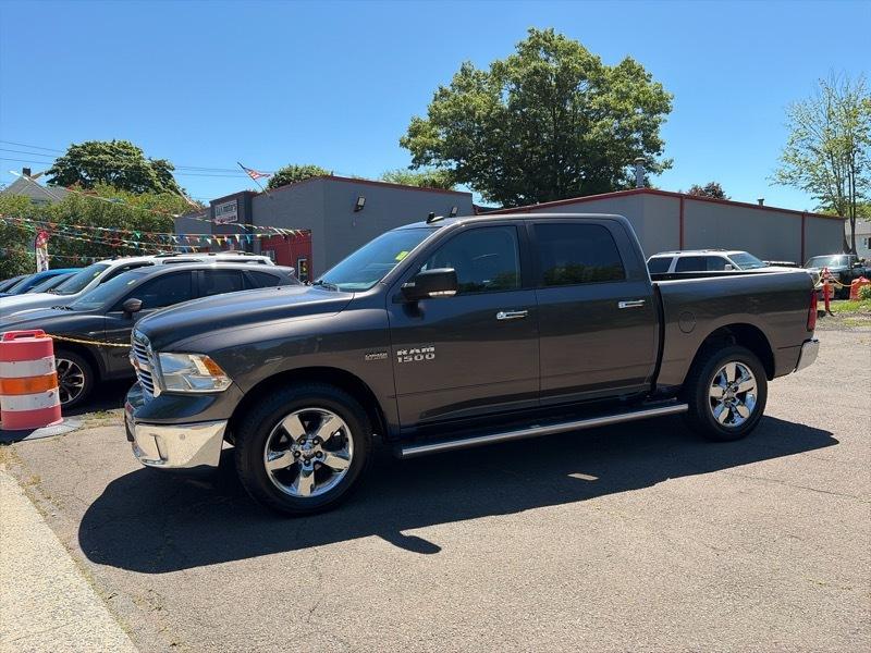 RAM 1500 Big Horn Quad Cab 4WD SWB 2016