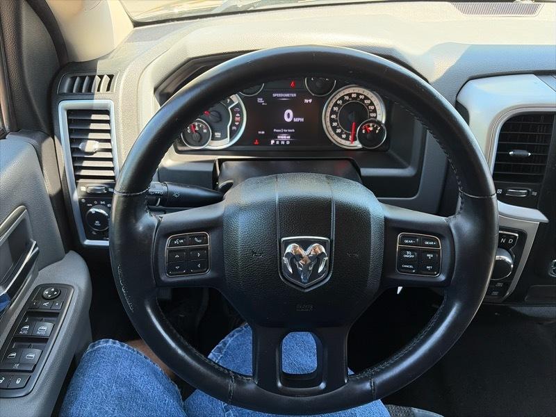 RAM 1500 Big Horn Quad Cab 4WD SWB 2016