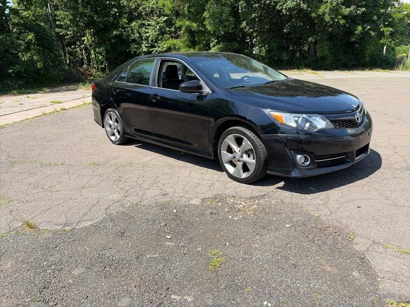 Toyota Camry SE 4D Sedan 2012