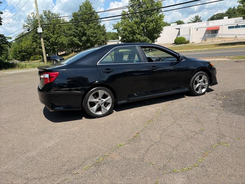 Toyota Camry SE 4D Sedan 2012