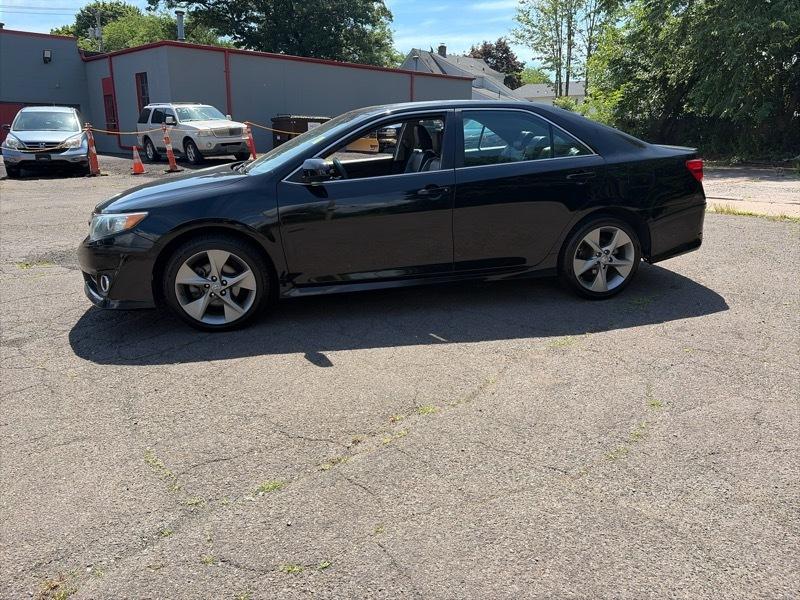 Toyota Camry SE 4D Sedan 2012
