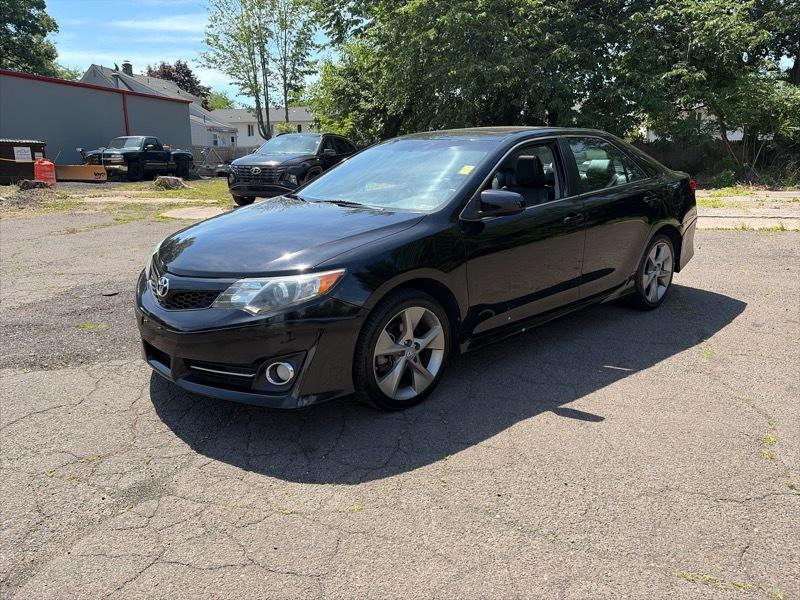 Toyota Camry SE 4D Sedan 2012
