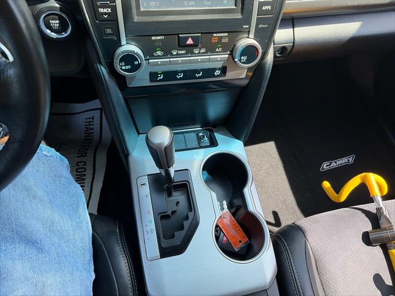 Toyota Camry SE 4D Sedan 2012