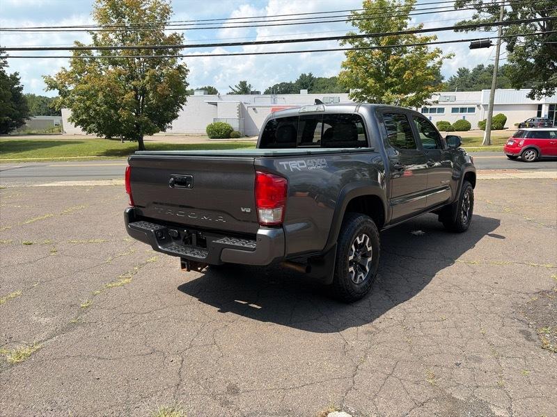 Toyota Tacoma  2017