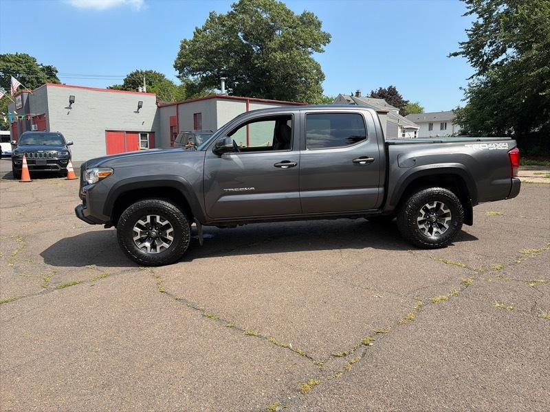 Toyota Tacoma  2017