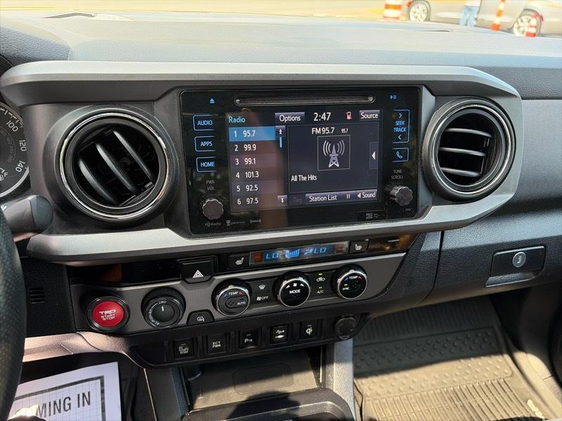 Toyota Tacoma  2017