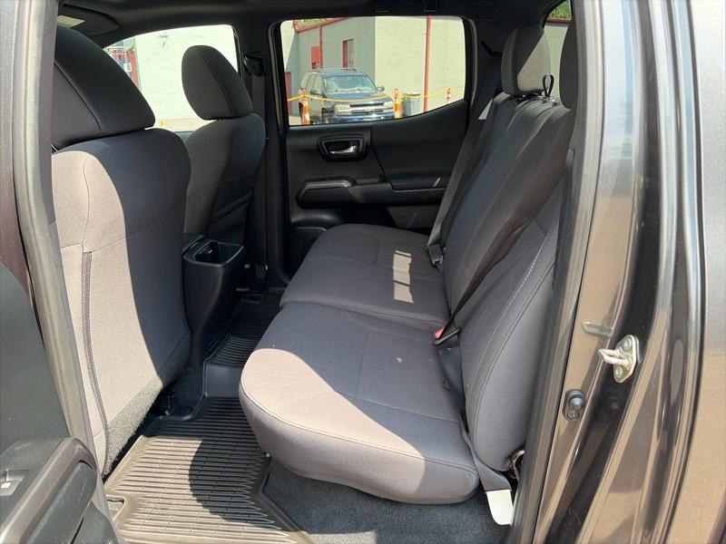 Toyota Tacoma  2017