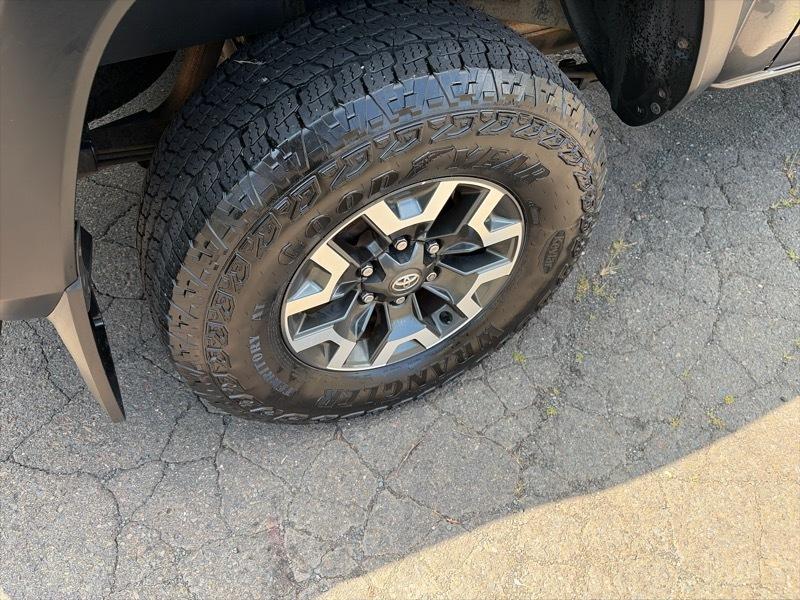Toyota Tacoma  2017