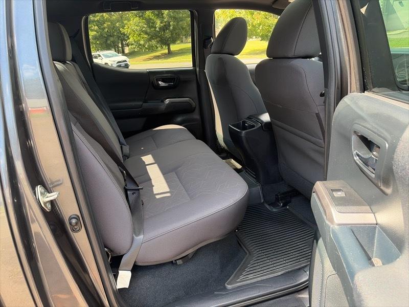 Toyota Tacoma  2017