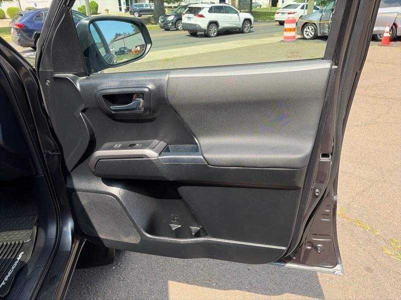 Toyota Tacoma  2017