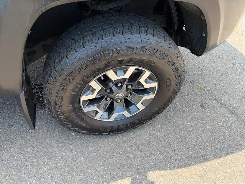 Toyota Tacoma  2017