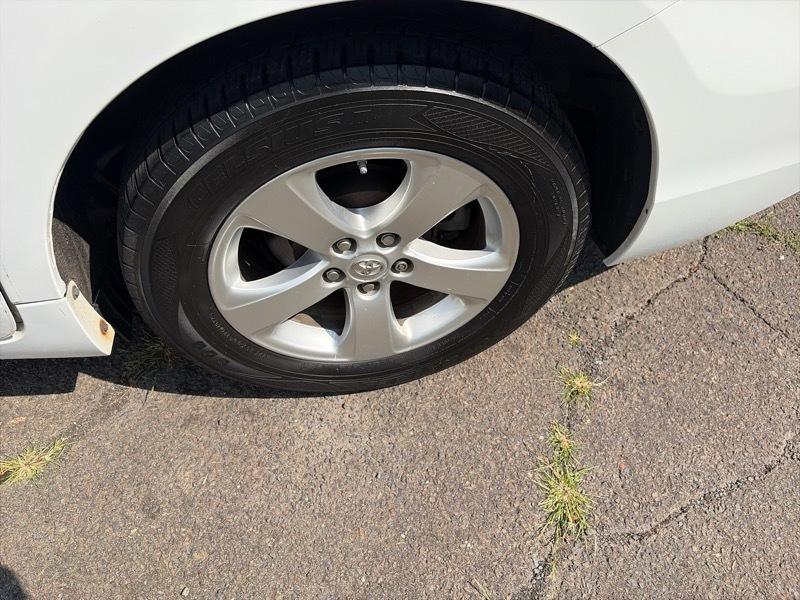 Toyota Sienna LE FWD 8-Passenger V6 2013