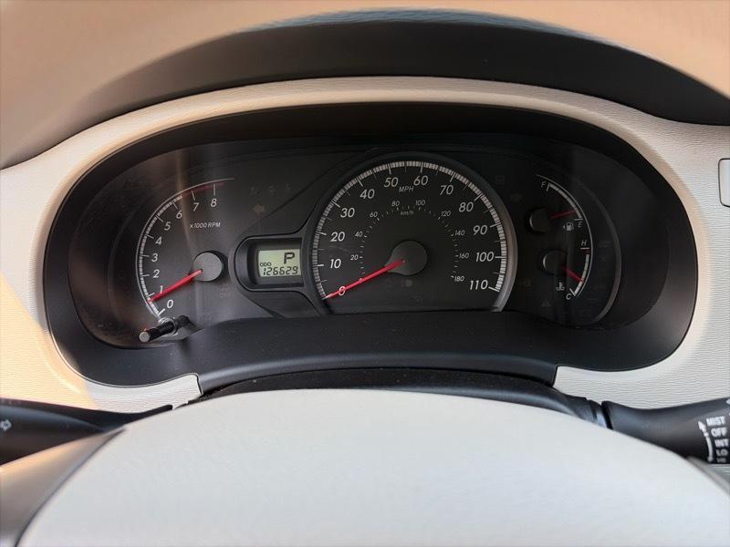 Toyota Sienna LE FWD 8-Passenger V6 2013