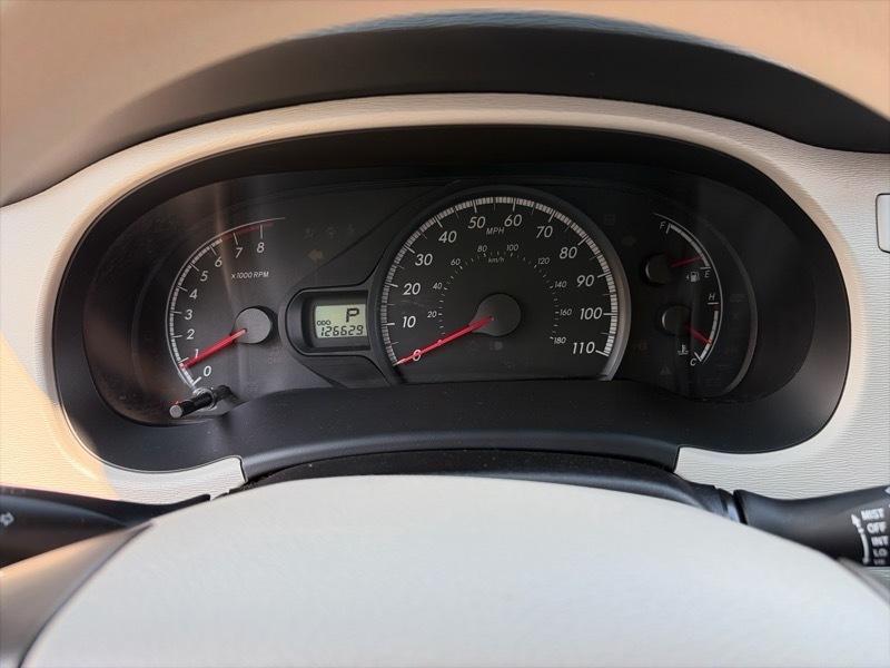Toyota Sienna LE FWD 8-Passenger V6 2013