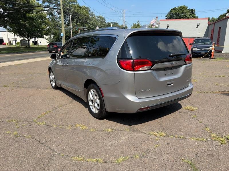 Chrysler Pacifica Limited 2020