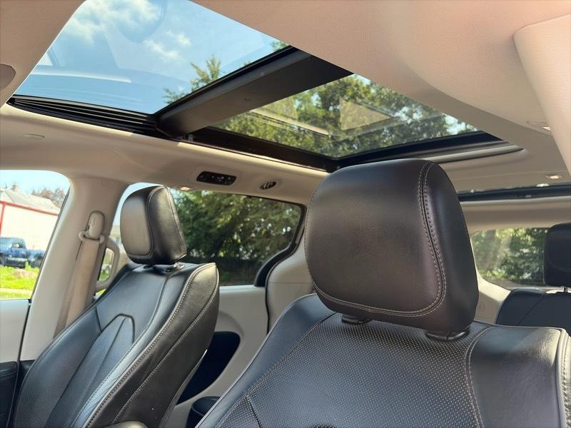 Chrysler Pacifica Limited 2020