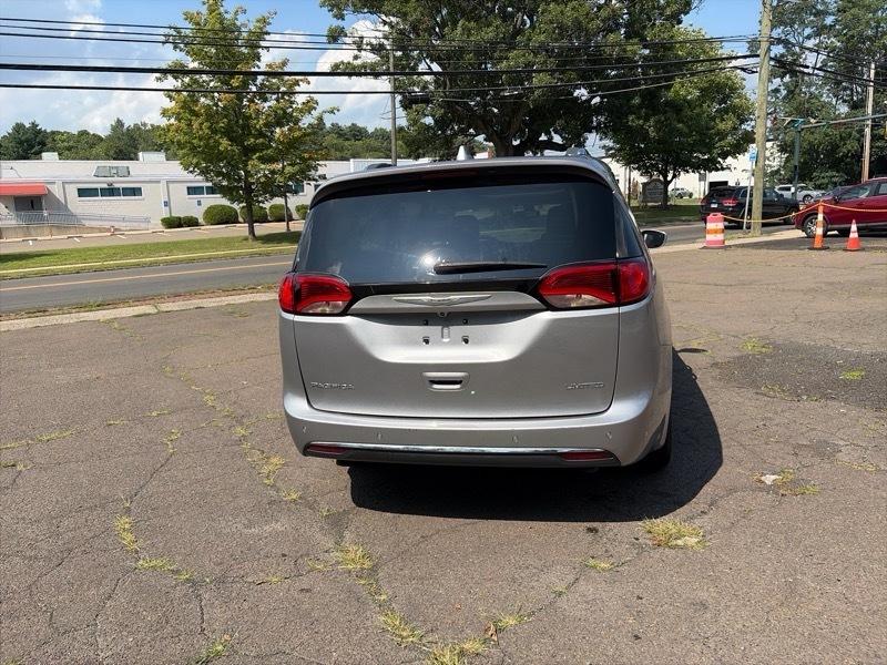 Chrysler Pacifica Limited 2020
