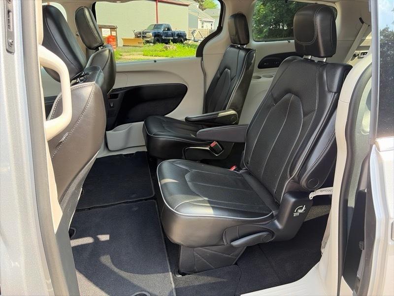 Chrysler Pacifica Limited 2020