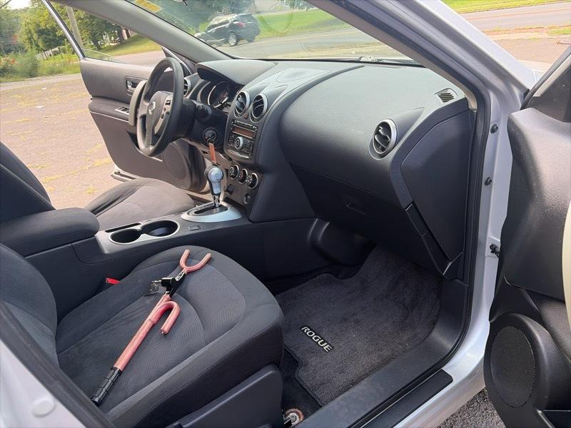 Nissan Rogue S AWD 2013