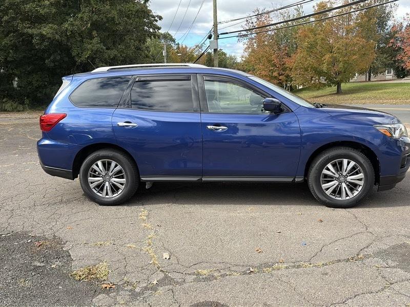 Nissan Pathfinder Platinum 4WD 2018