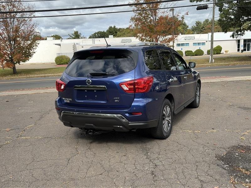 Nissan Pathfinder Platinum 4WD 2018