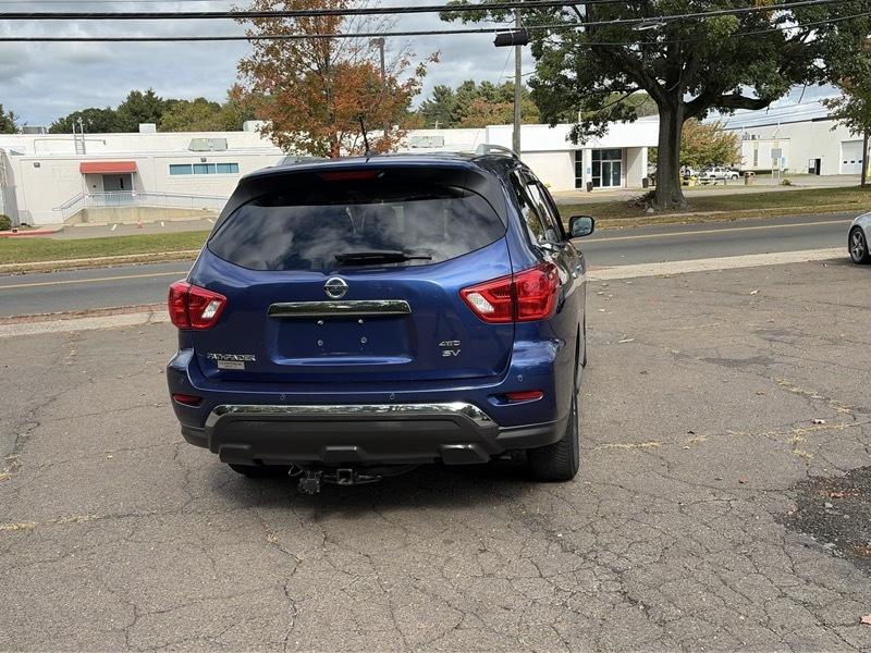 Nissan Pathfinder Platinum 4WD 2018