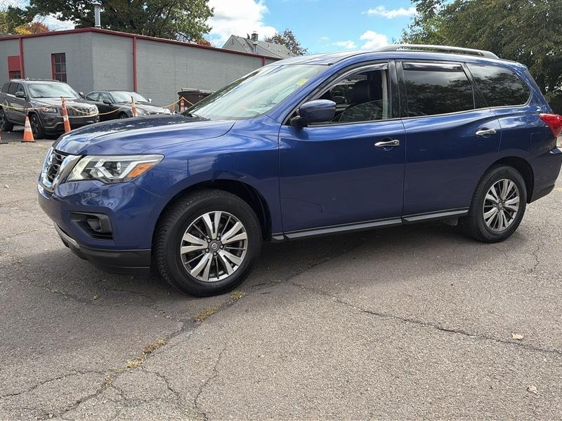 Nissan Pathfinder Platinum 4WD 2018