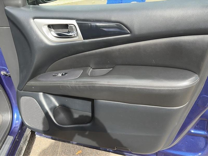 Nissan Pathfinder Platinum 4WD 2018