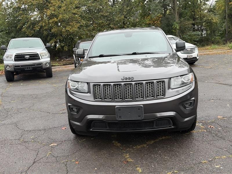 Jeep Grand Cherokee Laredo 4WD 2015