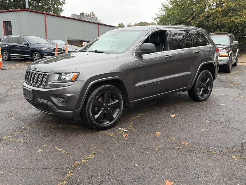 Jeep Grand Cherokee Laredo 4WD 2015
