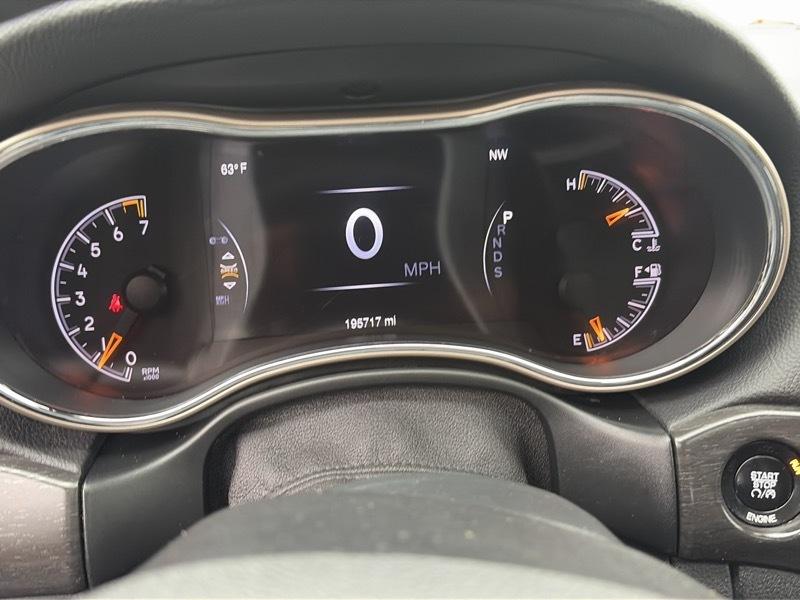 Jeep Grand Cherokee Laredo 4WD 2015
