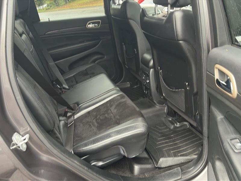 Jeep Grand Cherokee Laredo 4WD 2015