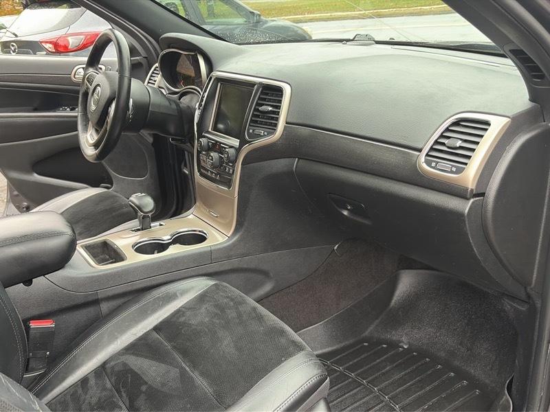 Jeep Grand Cherokee Laredo 4WD 2015