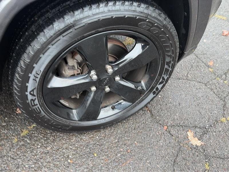 Jeep Grand Cherokee Laredo 4WD 2015