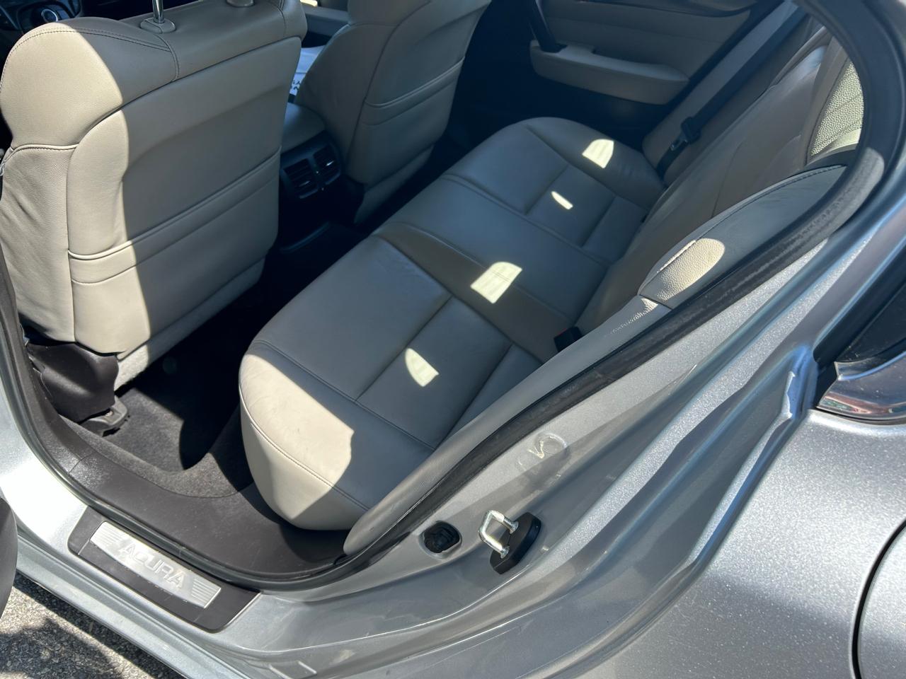 Acura TL 6-Speed AT 2014