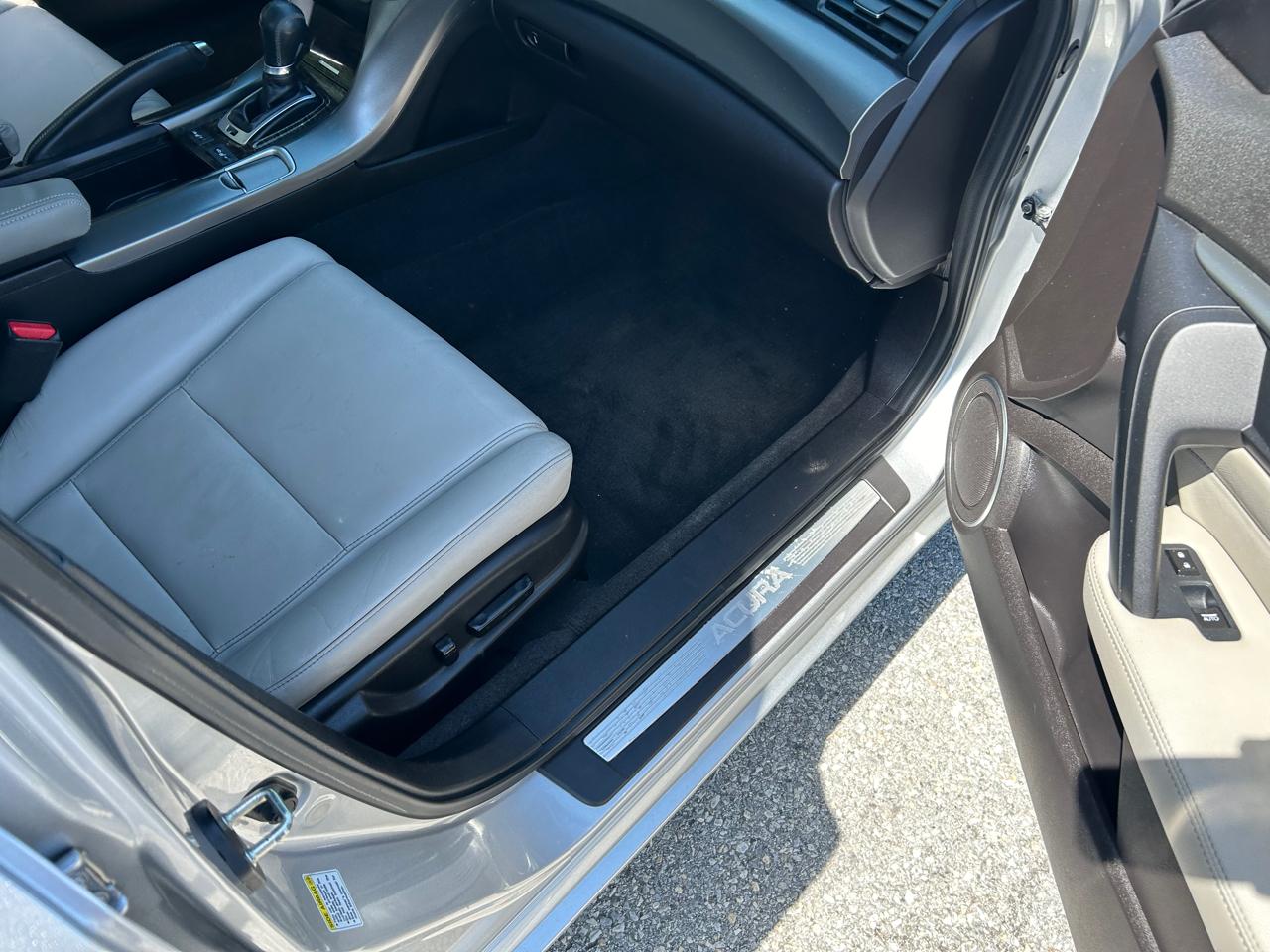 Acura TL 6-Speed AT 2014