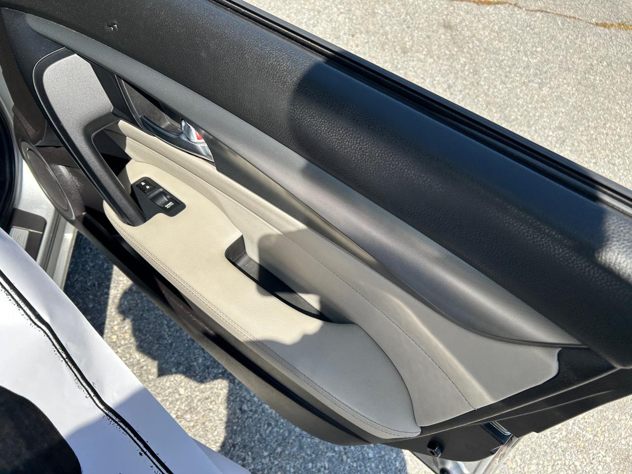 Acura TL 6-Speed AT 2014