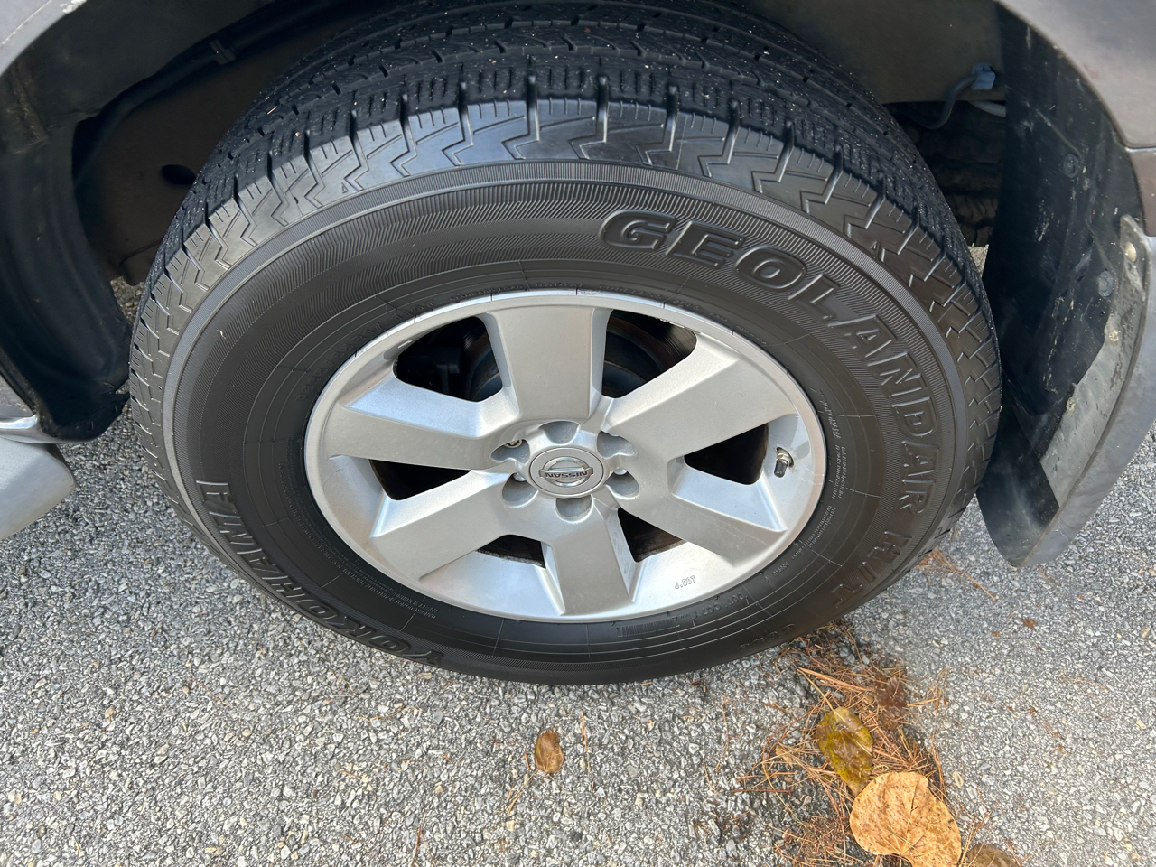 Nissan Pathfinder LE 4WD 2012