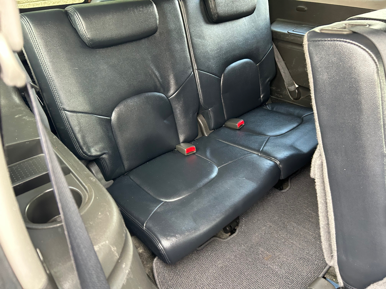 Nissan Pathfinder LE 4WD 2012