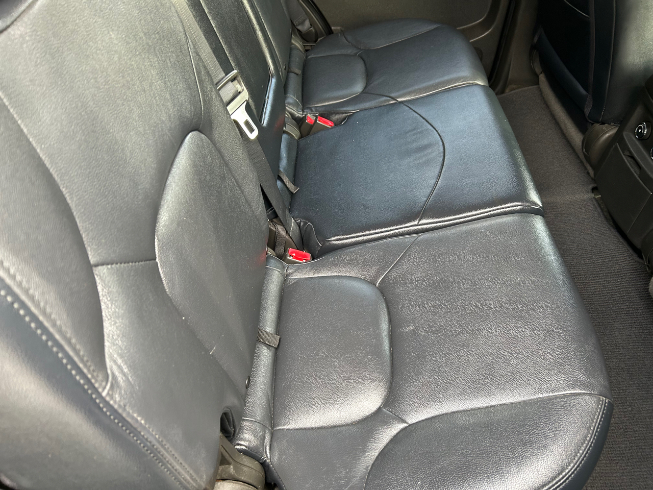 Nissan Pathfinder LE 4WD 2012