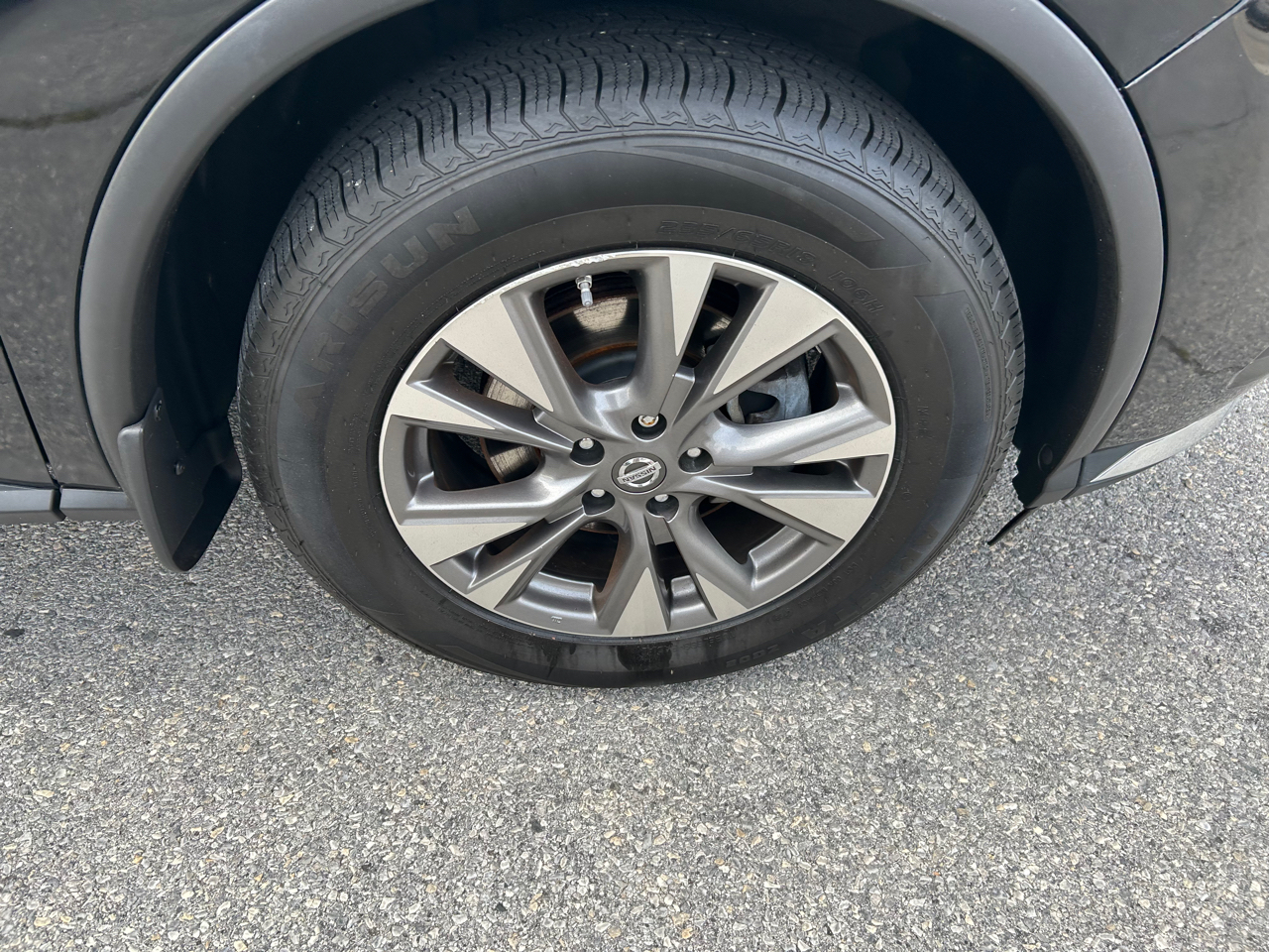 Nissan Murano SV AWD 2016